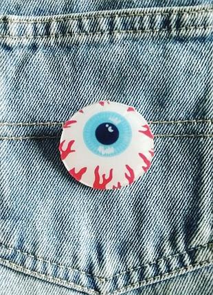 Значок око брошка