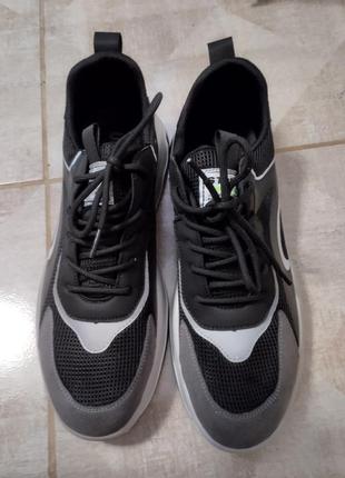 Кроссовки мужские