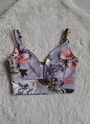 Топ в цветочный принт