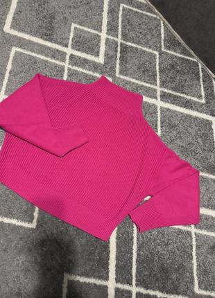 Светр короткий