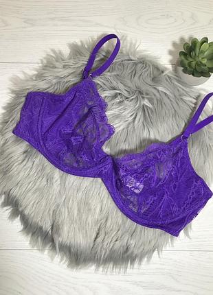 Кружевной бюстгальтер