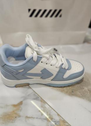 Жіночі кросівки off-white