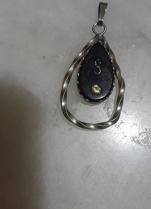 Красивая подвеска-ретро. черная эмаль на металле