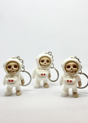 3d брелок 3d друк скелет космонавт