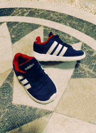 Кросівки adidas 20 розмір кроси кроссовки кросы