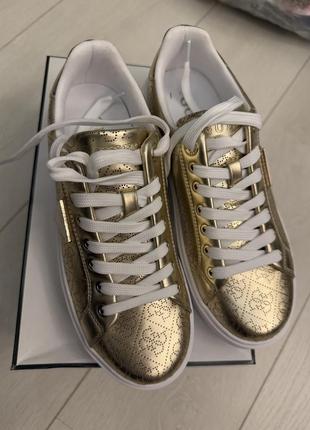 Сникеры кеды guess на платформе 39,5 оригинал новые2 фото