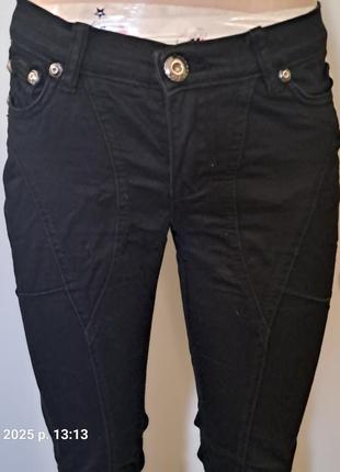 Джинсы женские