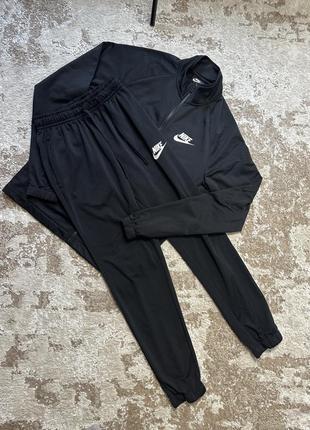 Спортивний костюм nike