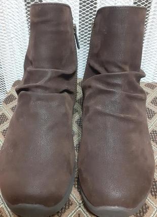 Женские полу ботинки skechers arya - fresher trick. размер 39р.в хорошем состояние .сделано в usa. цвет шоколад.