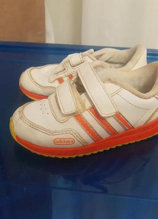 Кроссовки adidas, 24 размер