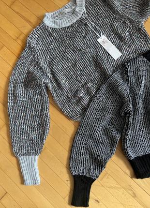 Женский теплый свитер итальянского бренда new j