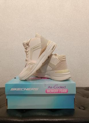 Женские ботинки skechers