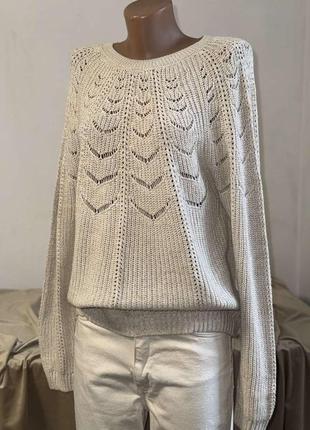 Вязаный  свитер беж