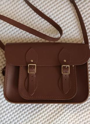 Сумка  британської марки Michael kors manhattan medium contrast-trim leather satchel company