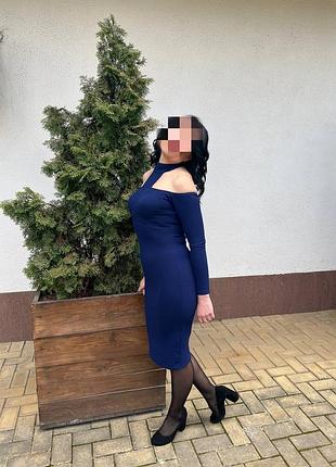 Платье праздничное