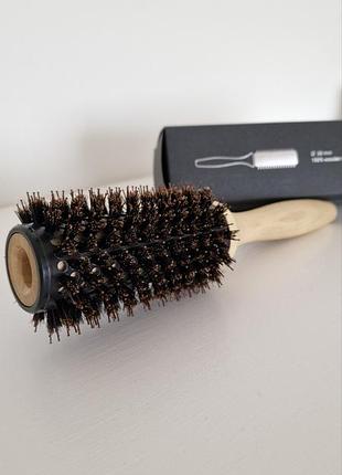 Керамическая щетка для волос с деревянной ручкой