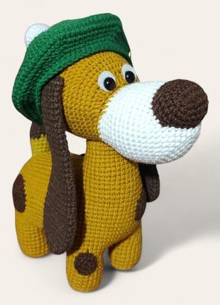 Вязанная игрушка песик бруно