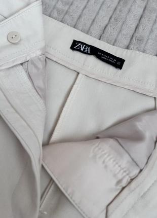 Базові штани брюки zara молочного кольору розмір s 4