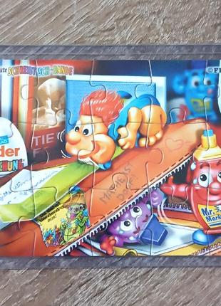 Пазл киндер. банда письменного стола. 2002 год.