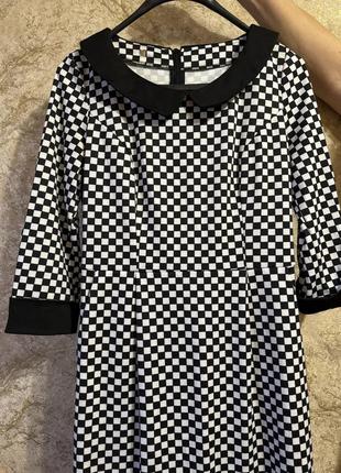 Плаття в клітинку класичне