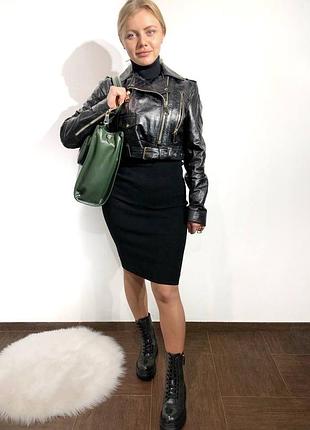 Укороченная натуральная кожанка итальянского бренда