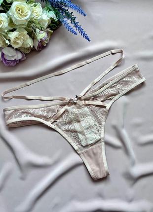 Кружевные трусики от hunkemoller