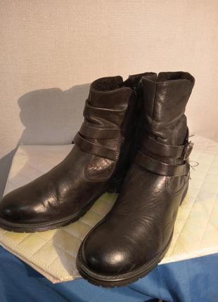 Соединения женские,кожаные 38 р,бренд hush puppies (американский),новые
