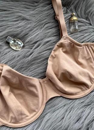 Бежевый базовый бюстгальтер лиф на широких бретелях m&s 70d
