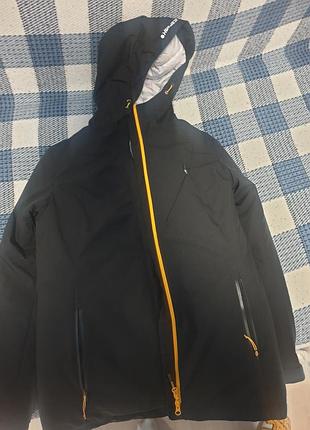 Куртка женская icepeak черная