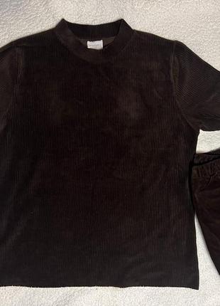 Оксамитова футболка