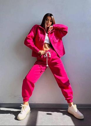 Костюм женский