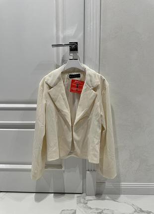 Бежевий піджак