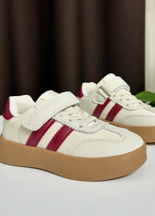 Кроссовки для девушек!