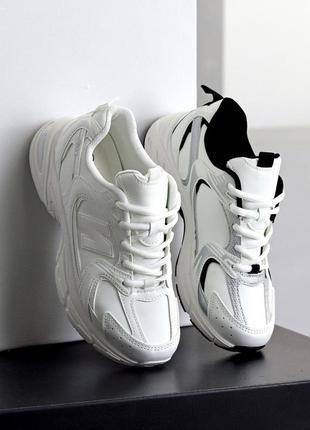 Кроссовки женские демисезонные