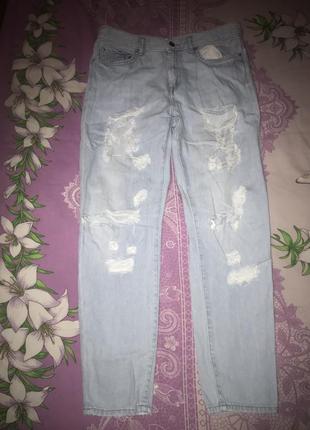 Джинсы рваные