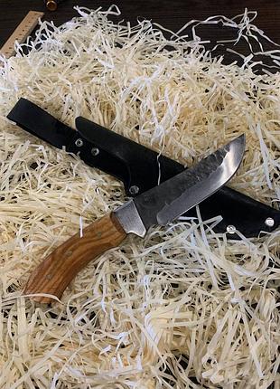 Нож и чехол