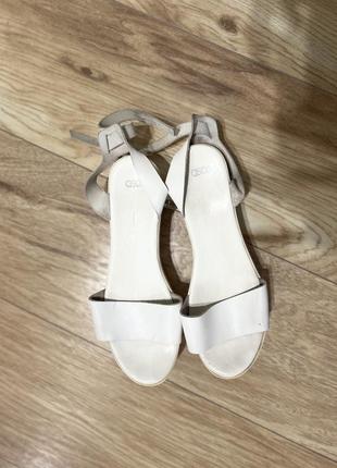 Шкіряні босоніжки asos
