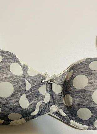 Бюстгальтер поролон