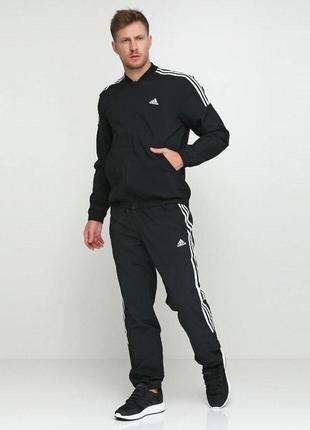 Спортивный костюм adidas