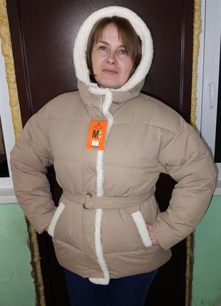 Зимняя женская куртка