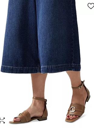 Кожаные босоножки сандалии