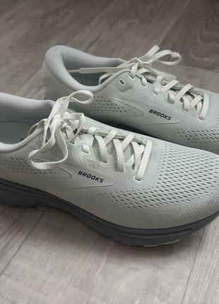 Brooks green silence ghost 15 blue/white