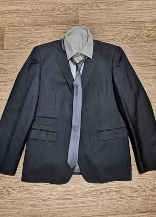 Чоловічий костюм воронін