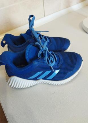 Кроссовки adidas