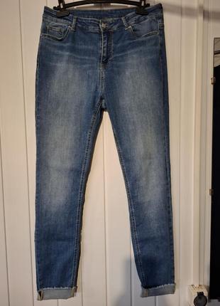 Женские стрейчевые джинсы скинни