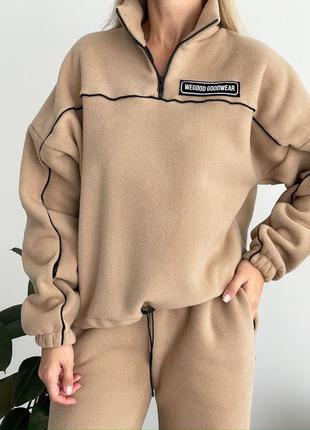 Лесной женский спортивный костюм