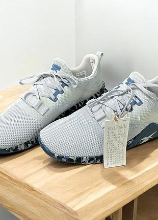 Мужские кроссовки