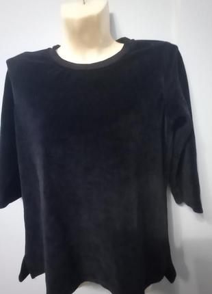 Свитерок велюроввй  нов.на девочку разм 34-36