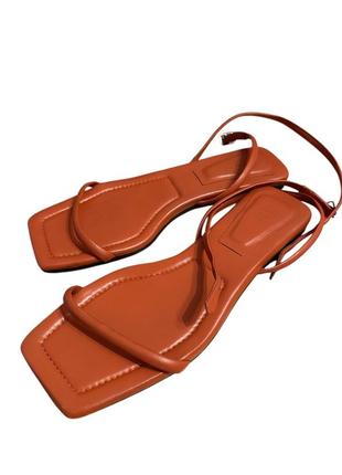 Кожаные босоножки от massimo dutti