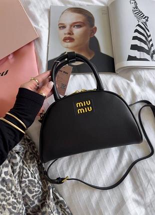 Брендовая женская сумка классическая